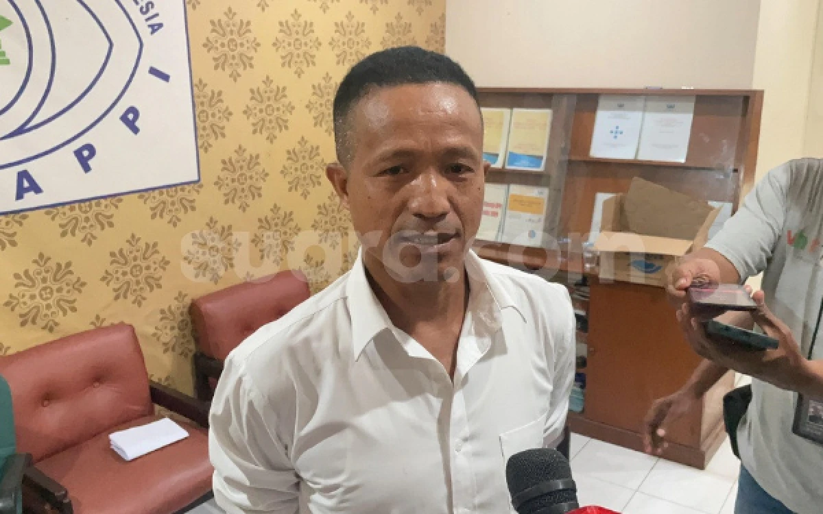 Thumbnail Berita - Formappi Soroti Setahun Kasus CSR BI-OJK Mandek, Desak KPK Tahan Dua Anggota DPR