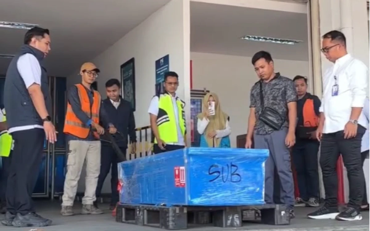 Thumbnail Berita - BPBD Jatim Dampingi Pemulangan Dua Jenazah Korban KM Virgo ke Rumah Duka