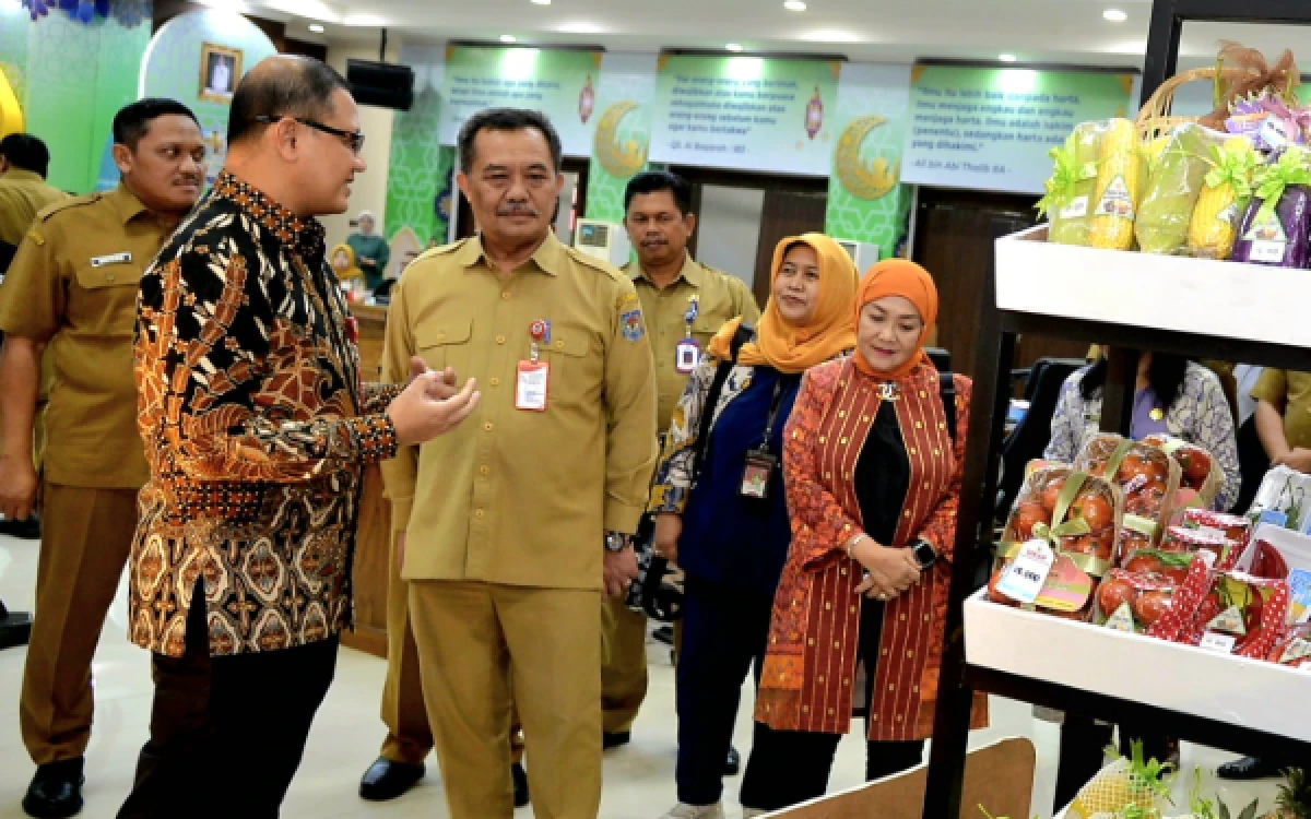 Thumbnail Berita - Paparan di Hadapan Tim IGA Kemendagri, Kadindik Jatim Sarankan Guru Tak Berhenti Ciptakan Inovasi