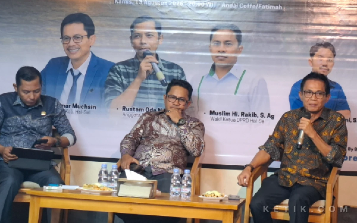 Thumbnail Berita - Wabup Helmi Soroti Sentralisasi: Potensi Halsel Besar, Kewenangan Daerah Terbatas