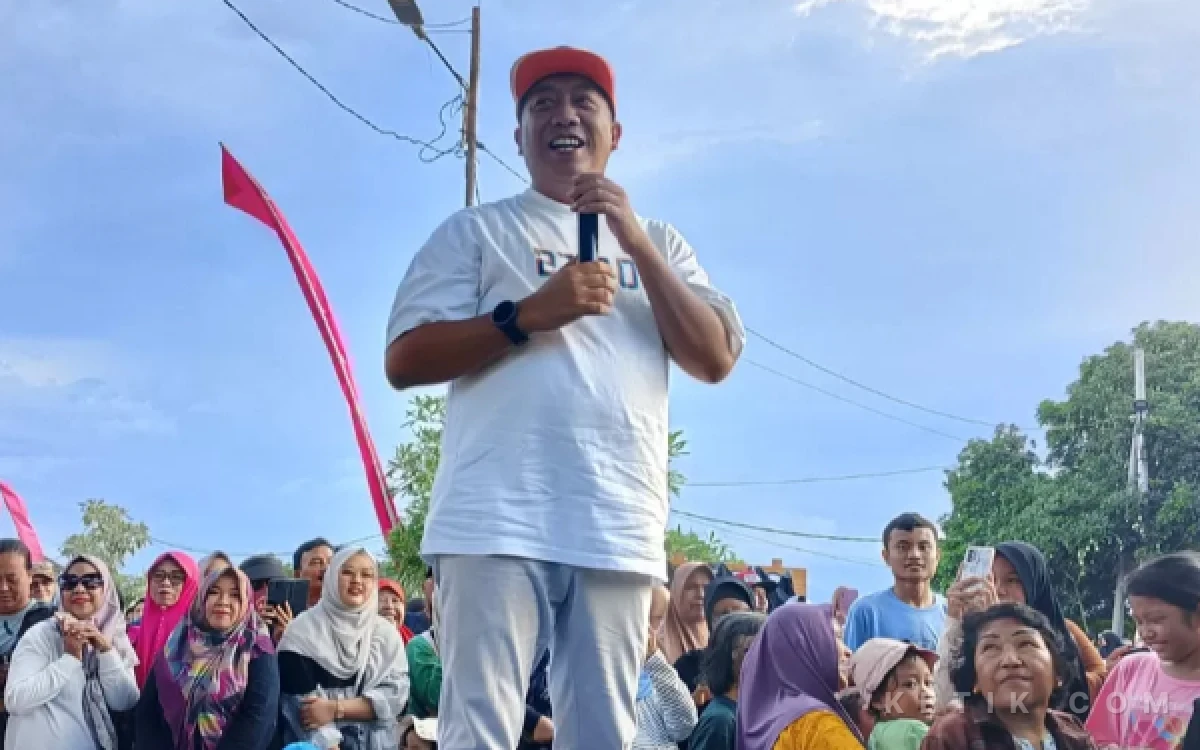 Thumbnail Berita - Bupati Situbondo Apresiasi Burnik City, Dinilai Sukses Gerakkan UMKM dan Ubah Citra Kawasan