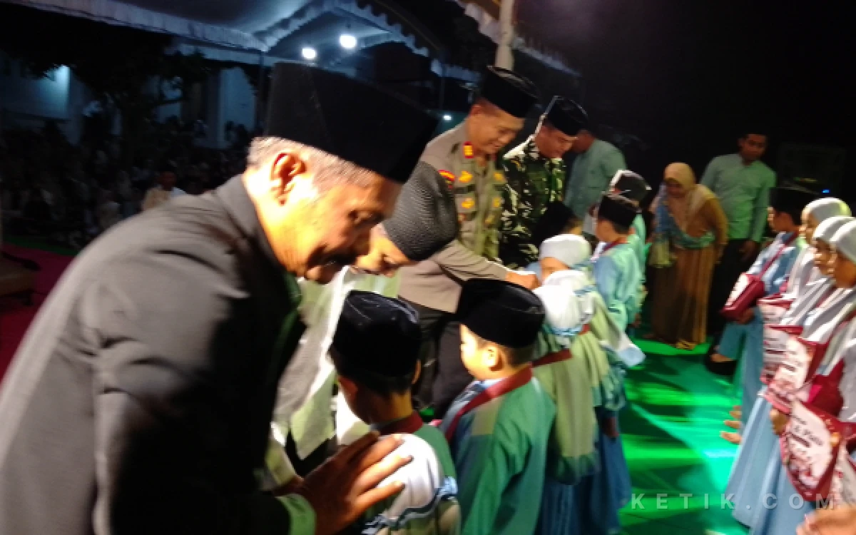 Thumbnail Berita - Pemdes Jabalsari Gandeng NU Gelar Pengajian dan Santunan Anak Yatim Tulungagung