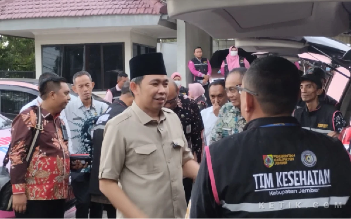 Thumbnail Berita - Home Care Jember Selaras dengan Asta Cita Prabowo, Gus Fawait: Wujud Dokter Keluarga bagi Warga Miskin