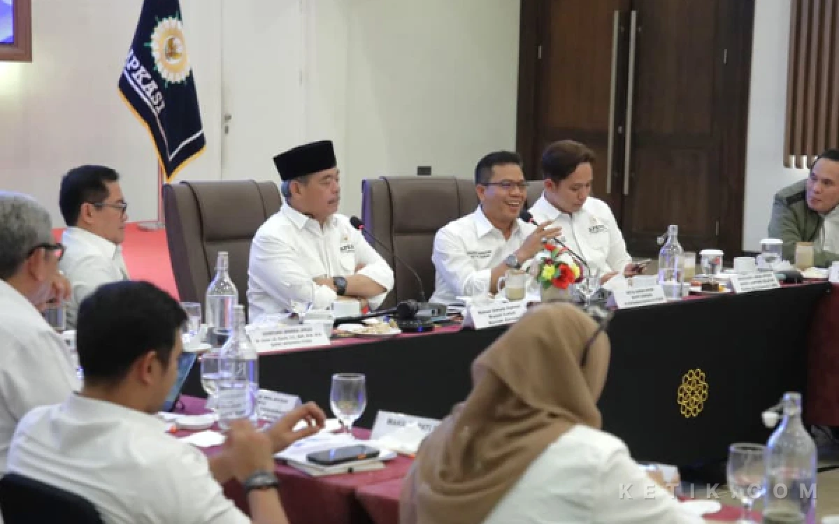 Thumbnail Berita - Dorong Penguatan Otonomi Daerah, APKASI Siap Usulkan Revisi UU No.23/2014 ke DPR dan Kemendagri