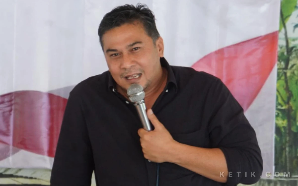 Thumbnail Berita - Usulan Hak Interpelasi PDI Perjuangan Soal Wabup Malang Picu Reaksi Gerindra, Adeng Ajak Dialog Santai di Masjid