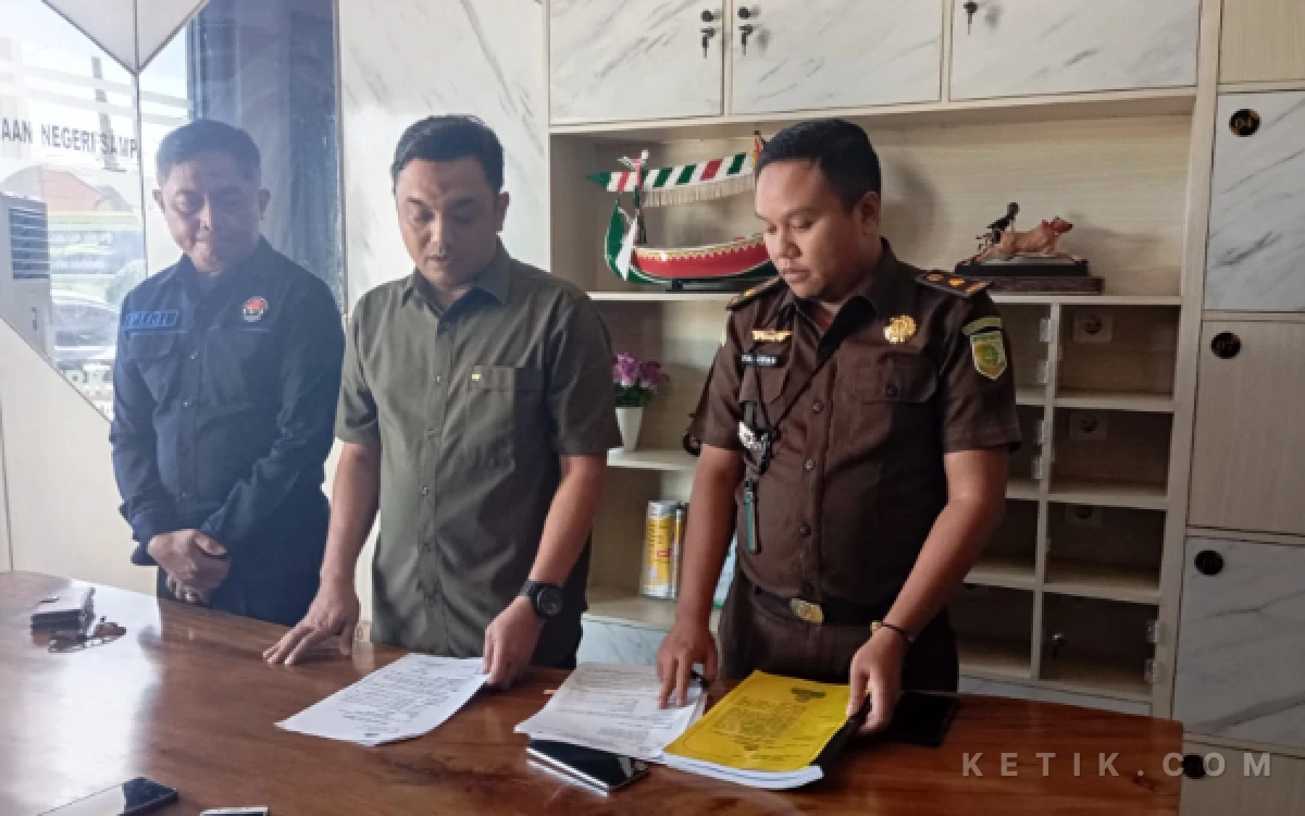 Thumbnail Berita - Kejari Sampang Dinilai Setengah Hati Ungkap Kejanggalan Barang Bukti Narkoba dari Polres