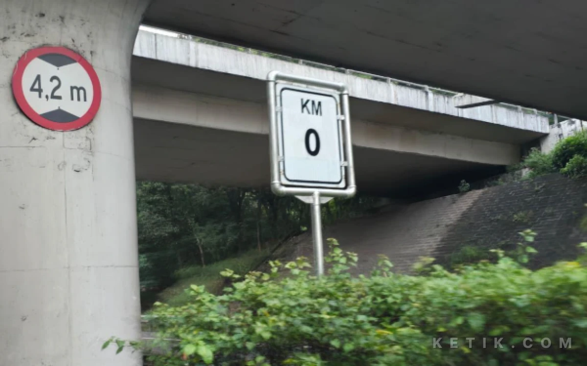 Thumbnail Berita - Gak Pernah Tahu! Ini Titik Nol KM Tol Jakarta-Surabaya