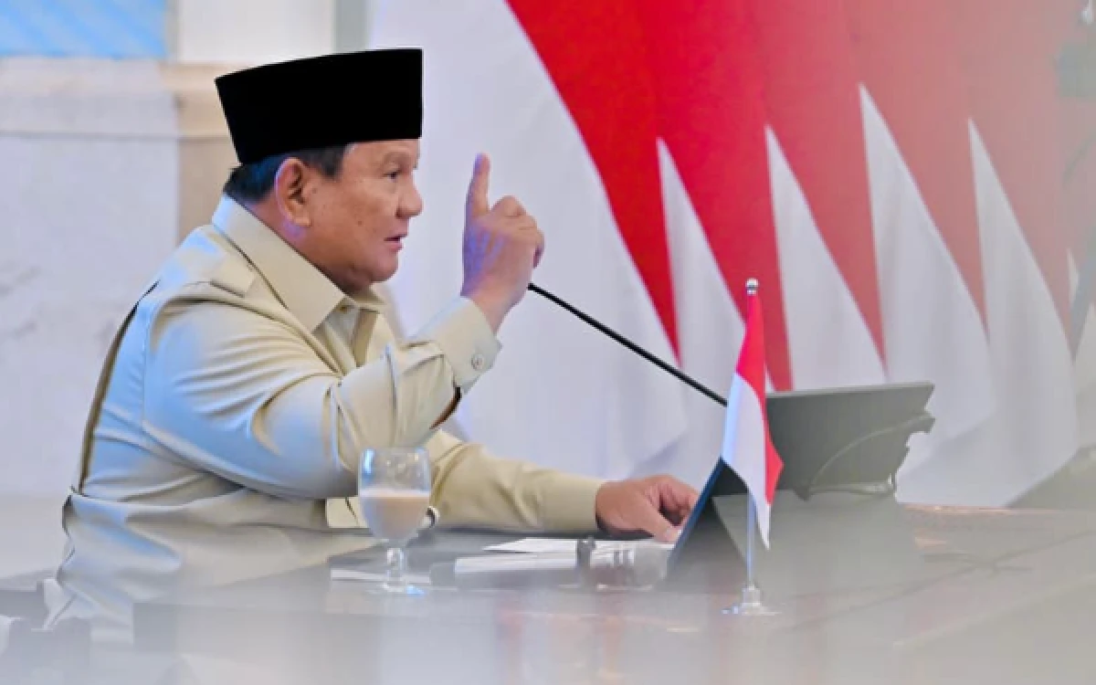 Thumbnail Berita - Prabowo Minta BUMN Pangkas Birokrasi, Pengambilan Keputusan Harus Lebih Cepat