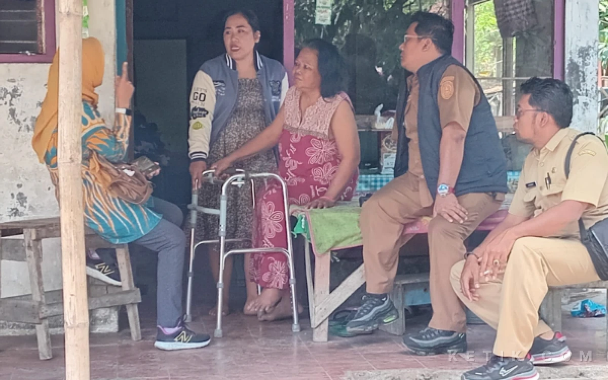 Thumbnail Berita - Pastikan Akurasi Data Kemiskinan, Camat Asembagus Situbondo Laksanakan Groundcheck Mandiri