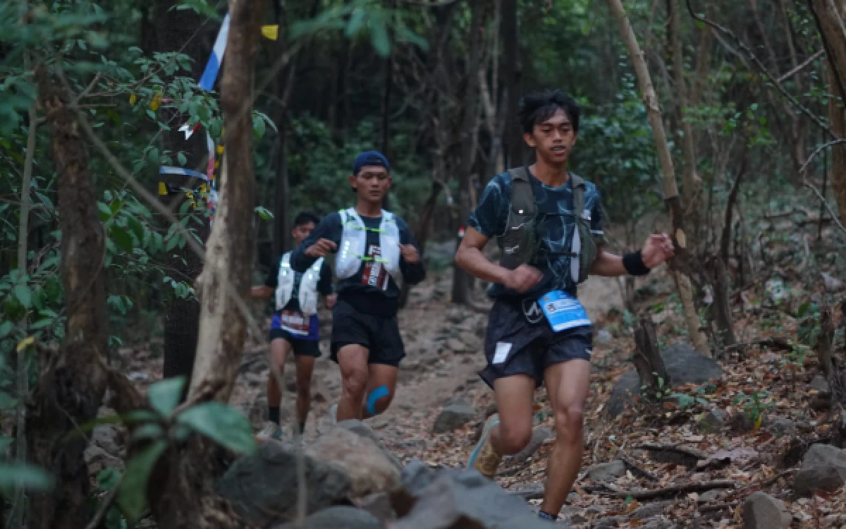 Thumbnail Berita - Klotok Trail Run 2026 Sukses Digelar, Jadi Ajang Jaring Bibit dan Promosikan Wisata Kota Kediri