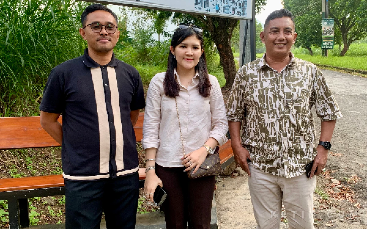 Thumbnail Berita - Dugaan Jual Beli Stan Alun-Alun Kota Batu Diusut, Korban Digratiskan Bantuan Hukum