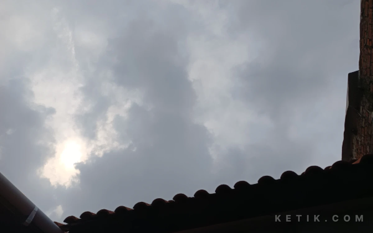 Thumbnail Berita - Cuaca Kota Surabaya dan Sidoarjo 18 Mei 2026 Diprakirakan Berawan