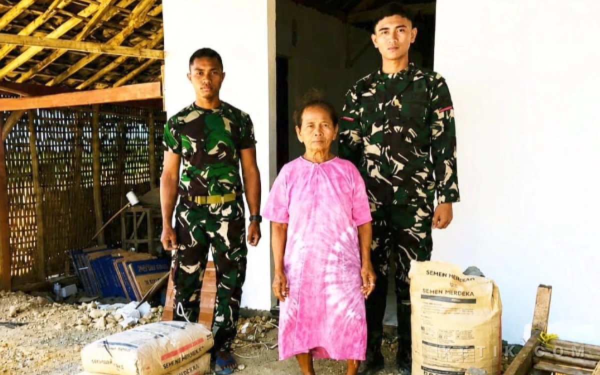 Thumbnail Berita - Rasa Haru Mbah Wagini Usai Dapat Bantuan Rehabilitasi RTLH TMMD Ke-129 di Bojonegoro