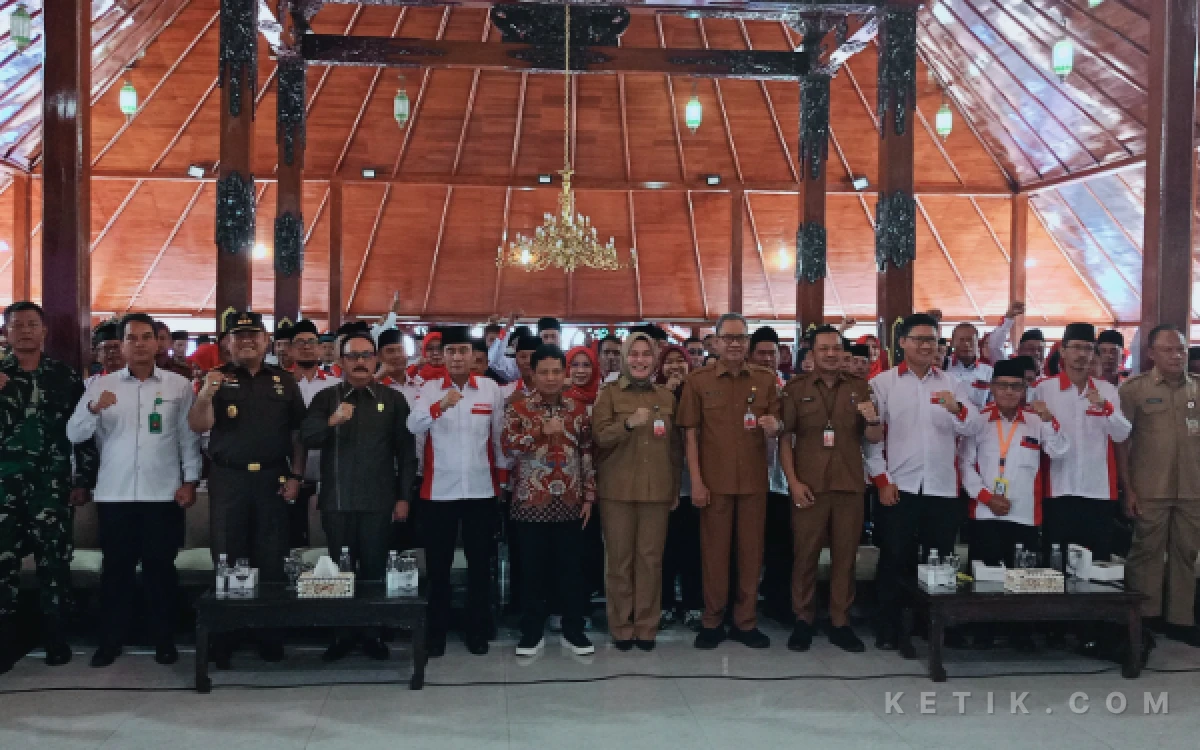 Thumbnail Berita - ABPEDNAS Cilacap Diminta Bekerja Secara Objektif dan Bisa Menyerap Usulan Masyarakat
