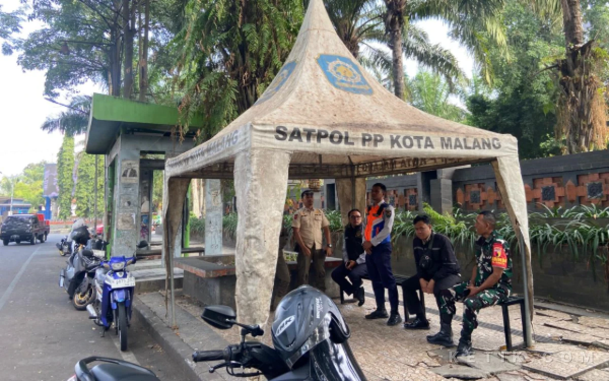 Thumbnail Berita - Lewat Pos Pantau, PKL Membandel di Kawasan Veteran Kota Malang Siap Kena BAP di Tempat