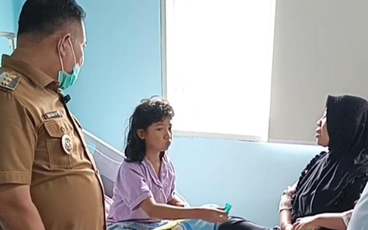 Thumbnail ‎Wakil Bupati Asahan Jenguk Pelajar MTsN 2 Kisaran Diduga Keracunan MBG
