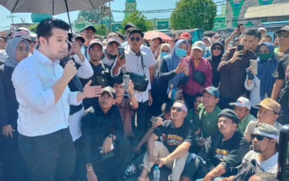 Thumbnail Berita - Respons Aksi Peternak, Pemprov Jatim Siapkan Perda Perlindungan Hingga Penertiban Akun Medsos