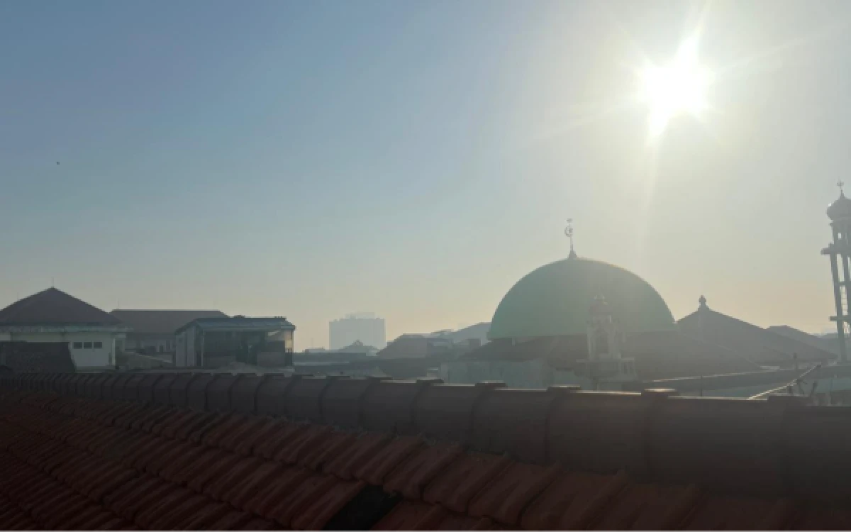 Thumbnail Berita - Info Cuaca 2 Juli 2026: Surabaya Cerah, Sidoarjo Berawan