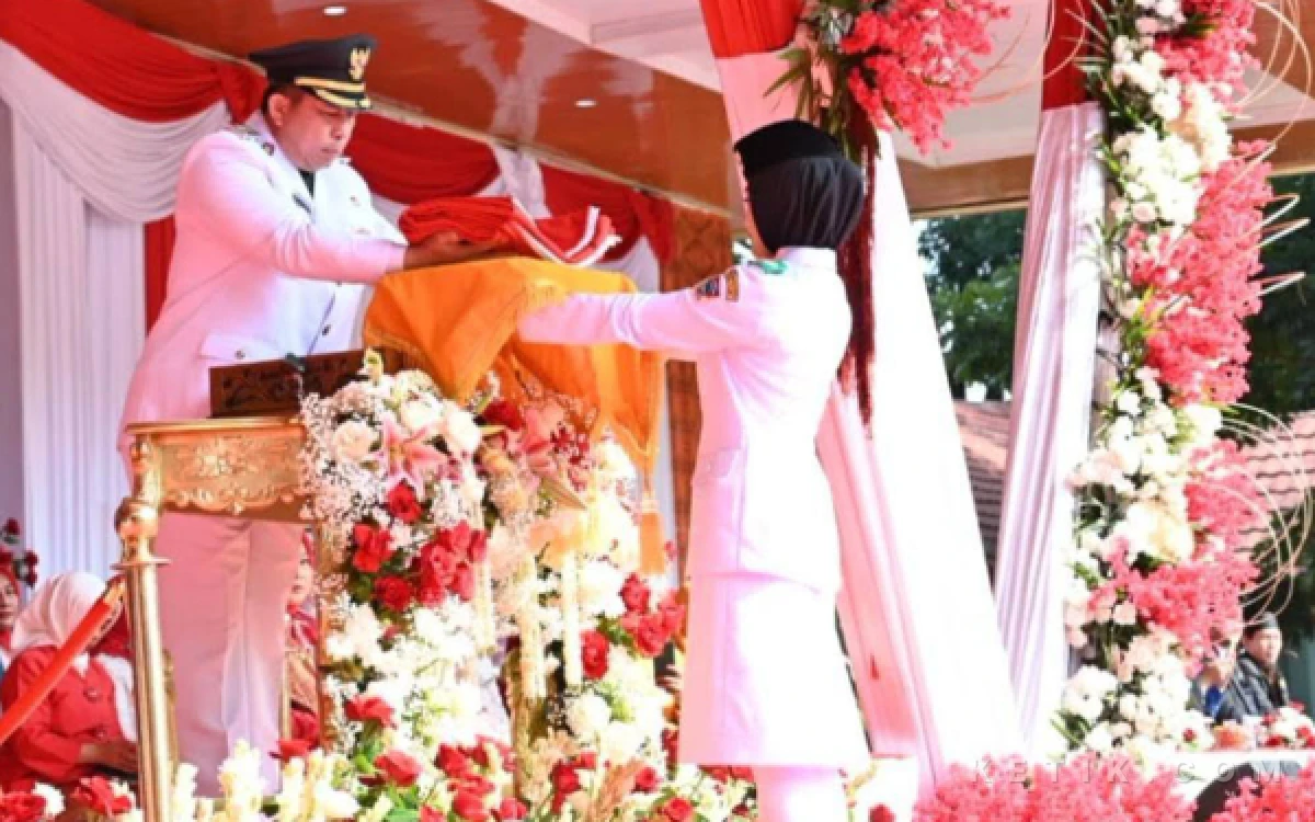 Thumbnail Berita - Wako Pagar Alam Irup Pengibaran Merah Putih di HUT RI ke-81