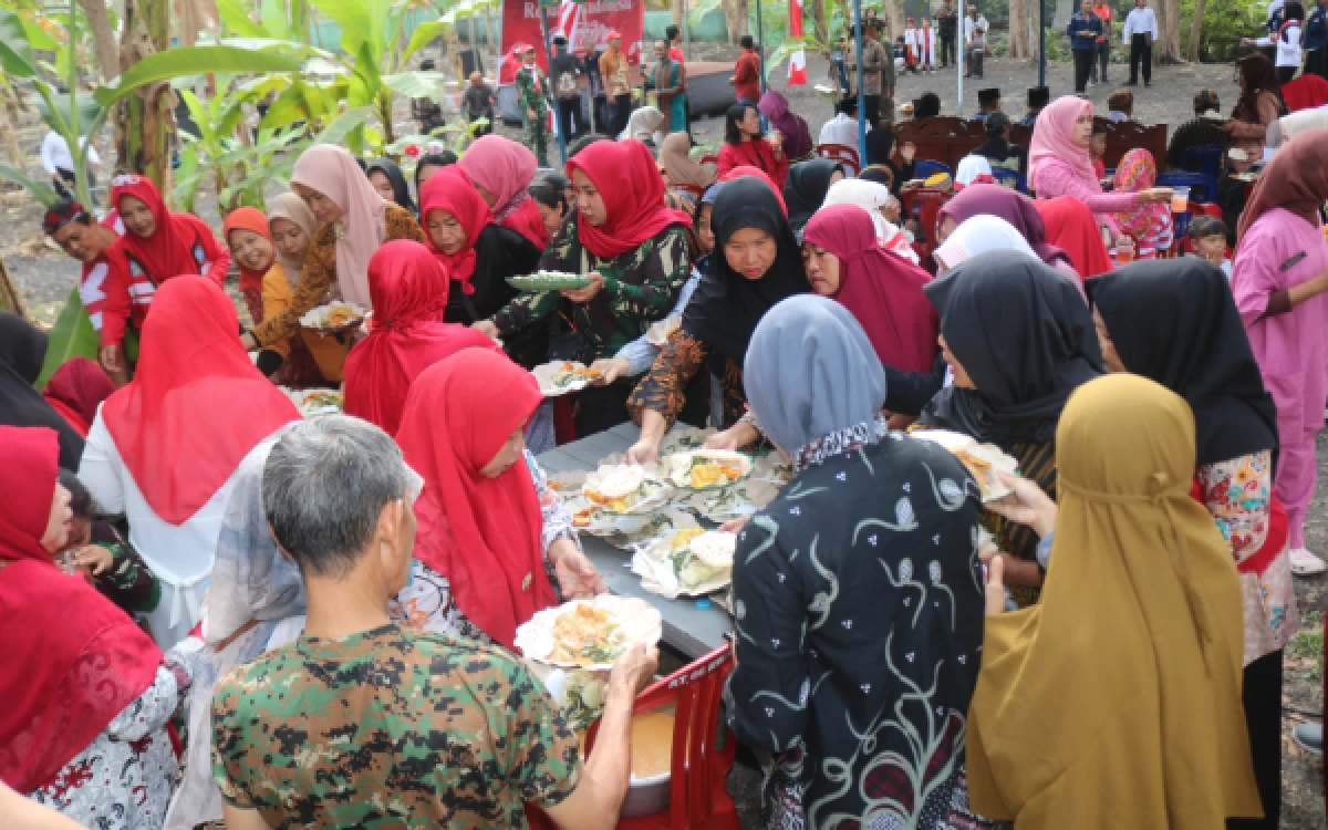 Thumbnail Berita - Meriahkan HUT RI, Karang Taruna Benowo Tegal Kota Surabaya Gelar Beragam Acara Meriah