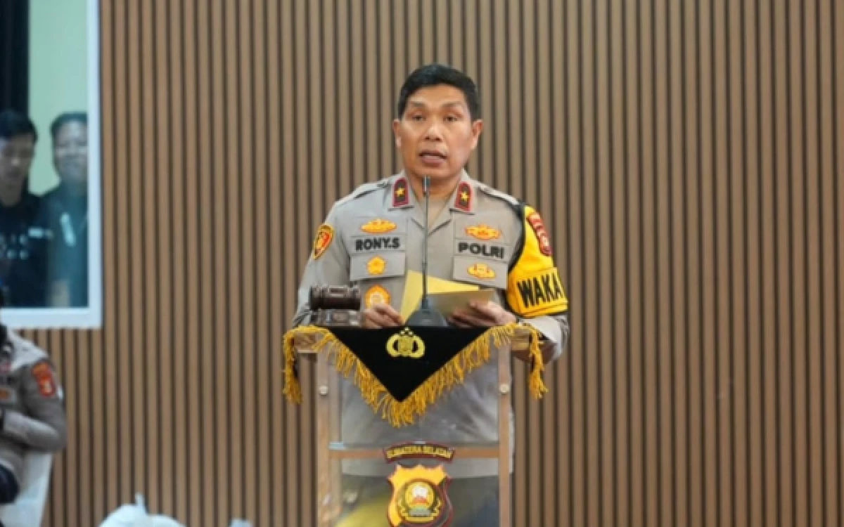 Thumbnail Berita - Profil Brigjen Pol Rony Samtana, Eks Penyidik KPK yang Kini Jadi Kapolda Sumsel