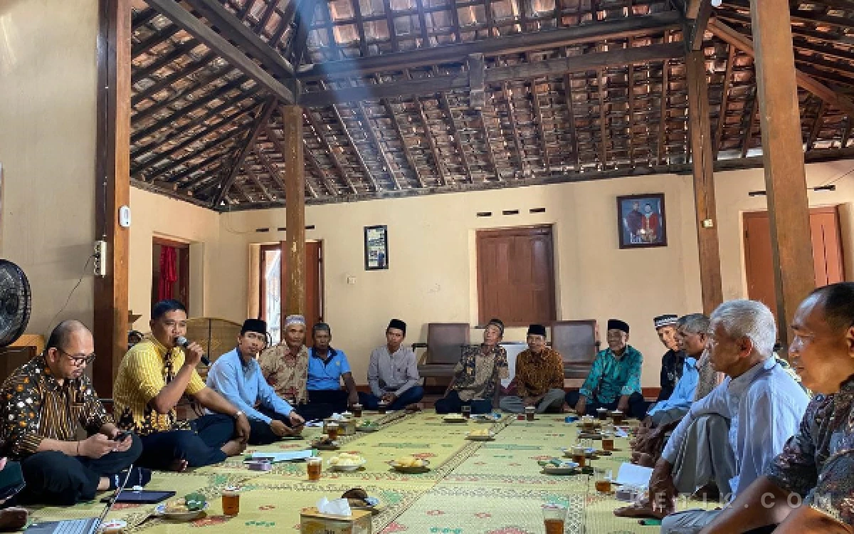 Foto Kegiatan pembinaan dan sarasehan pengurus serta anggota Perkumpulan Petani Pemakai Air (P3A) di Kabupaten Sleman guna memperkuat kelembagaan dan pengelolaan irigasi partisipatif. (Foto:DPUPKP Sleman)