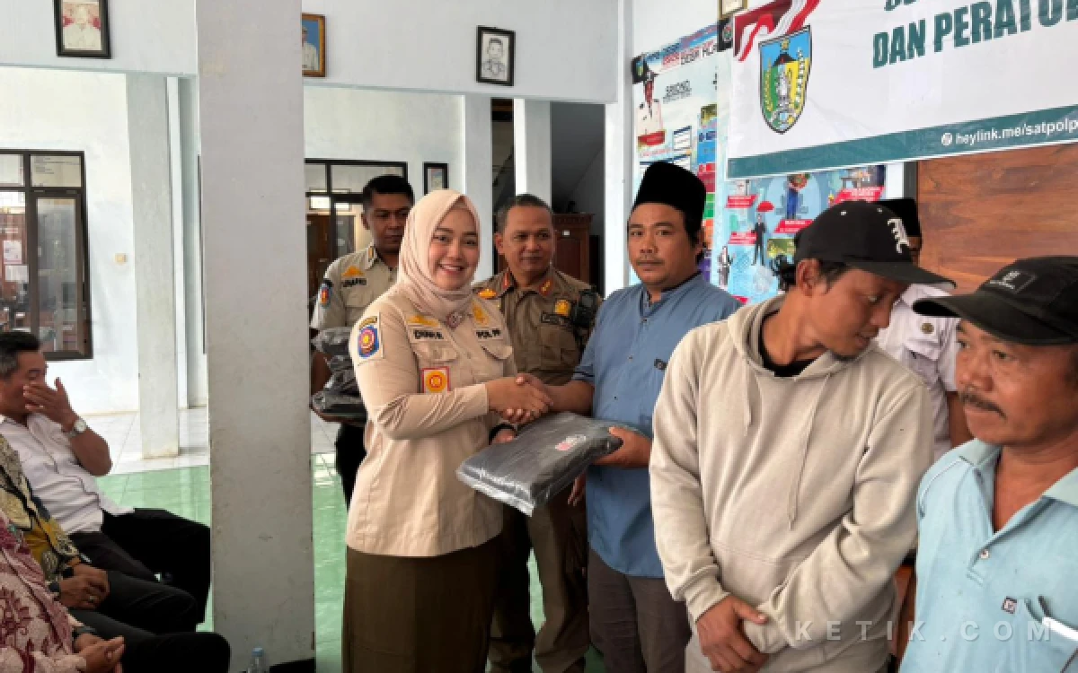 Foto Kegiatan sosialisasi yang digelar di Balai Desa Mlancu, Kecamatan Kandangan, Kabupaten Kediri, Rabu 17 Juni 2026. (foto: Satpol PP Kabupaten Kediri for Ketik.com)