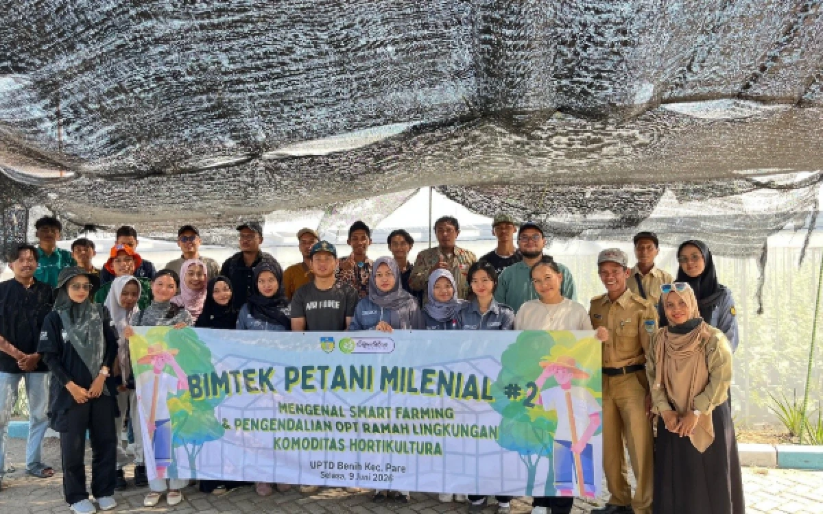 Thumbnail Berita - Mahasiswa Magang MBKM PSDKU Universitas Brawijaya Kediri Dampingi Peningkatan Kapasitas Petani Milenial melalui Bimtek Smart Farming dan Pengendalian OPT Ramah Lingkungan