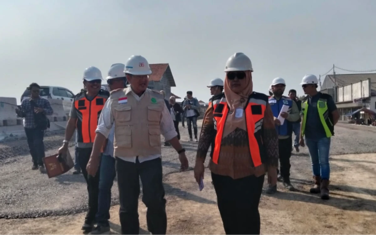 Thumbnail Berita - Ramai Isu Mangkrak di Medsos, Begini Progres Pembangunan Jalan Tol Akses Bandara Dhoho Kediri