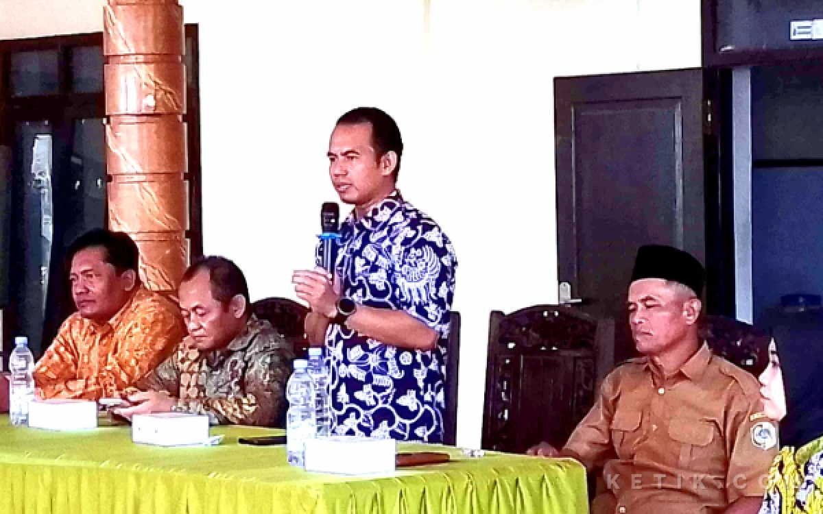 Thumbnail Berita - Gelar Reses di Tulungagung, DPRD Jatim Jairi Irawan Tegaskan Komitmen Pelestarian Budaya dan Kesehatan Masyarakat