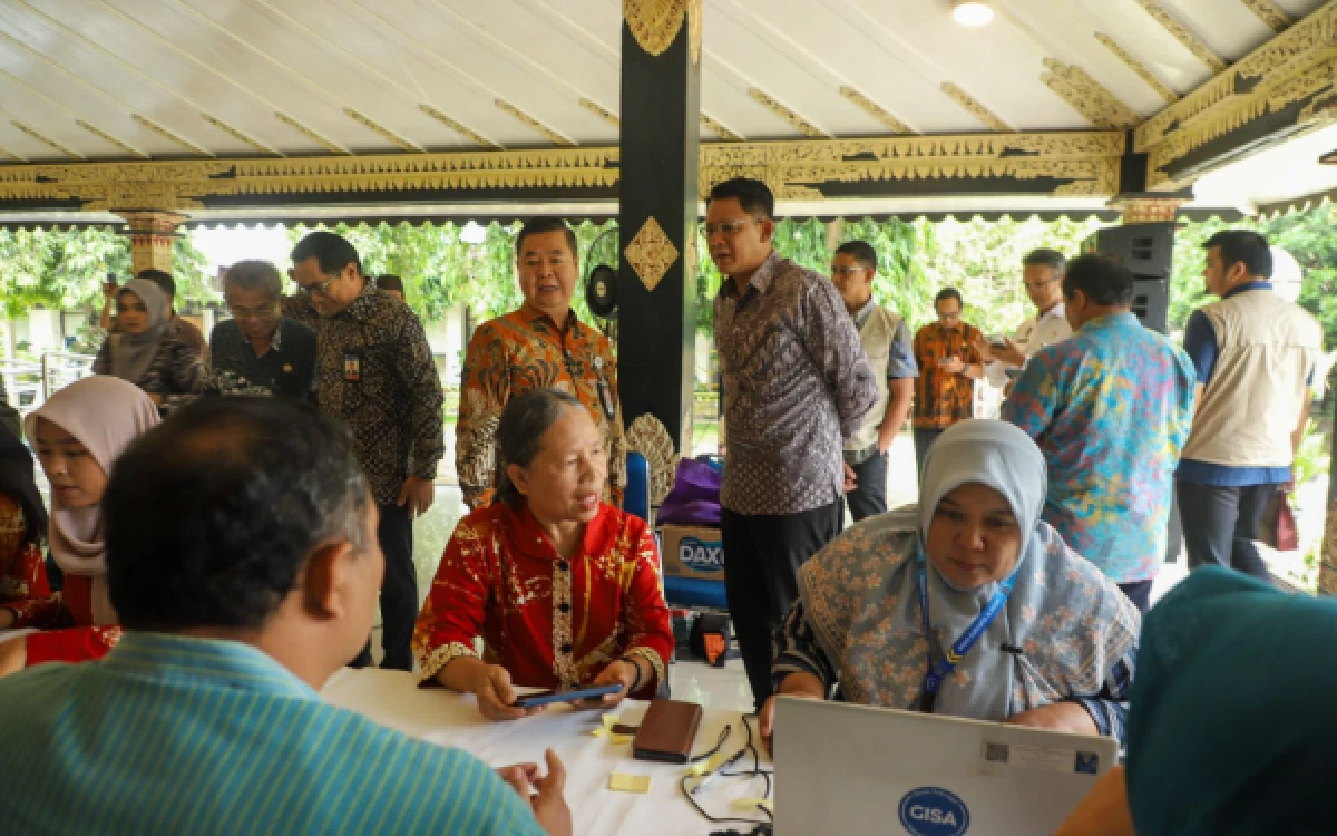 Thumbnail Berita - Sleman Gas Pol! Dirjen Dukcapil Beri Jempol untuk Capaian Identitas Digital di "Bumi Sembada"