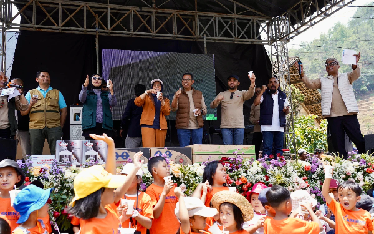 Thumbnail Berita - Festival Nyusu Bareng 2026, Dusun Brau Kota Batu Bidik Potensi Wisata Edukasi Sapi Perah