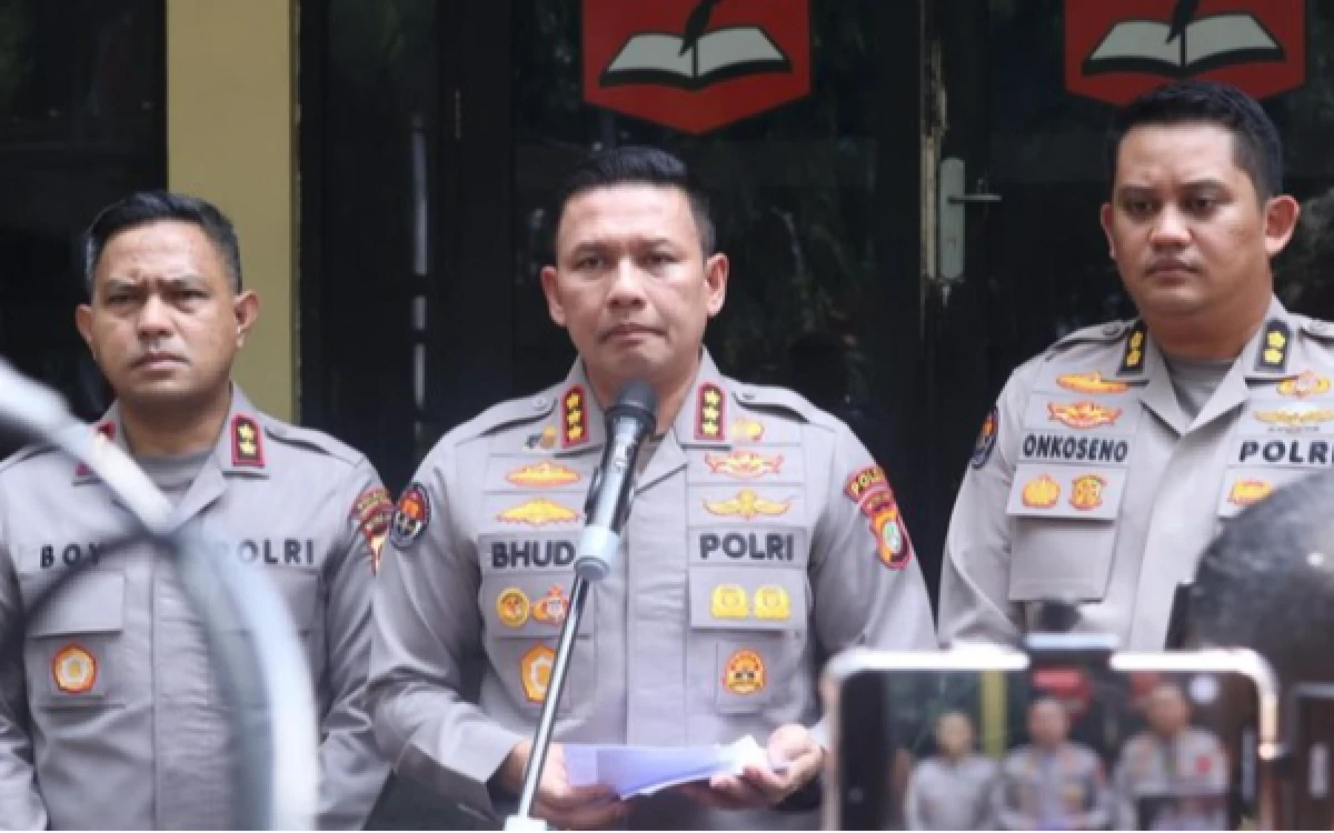 Thumbnail Berita - Polisi: 322 Perusuh Terjaring Pascademo di DPR, 45 Jadi Tersangka