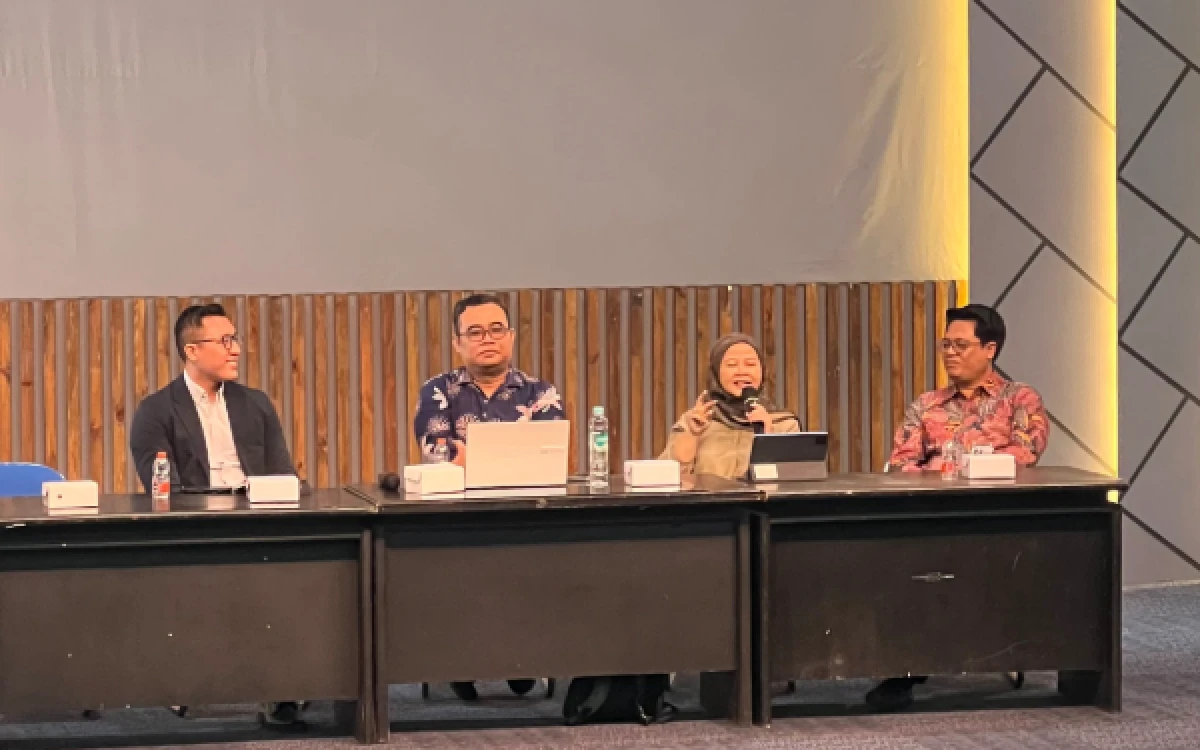 Thumbnail Berita - CDC UIN Malang Gelar Seminar Series #2, Bagikan Pengalaman Berkarier di Luar Negeri dari Alumni dan Dosen