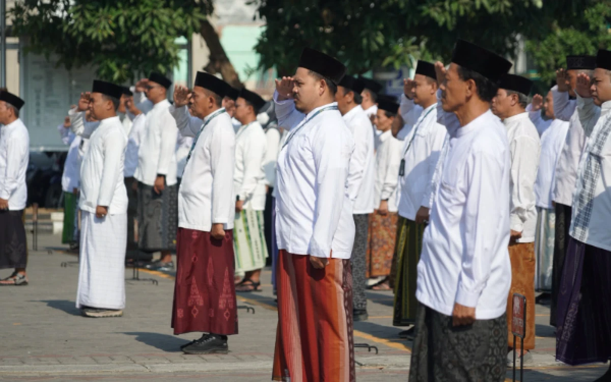 Thumbnail Berita - Peringatan Hari Santri 2026, Kemenag Kanwil Jawa Timur Ajak Teruskan Semangat Perjuangan Ulama