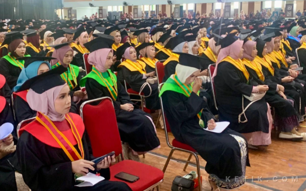 Thumbnail Berita - UKT Gratis hingga Lulus! Beasiswa Seribu Sarjana Kota Batu Sudah Jangkau 603 Mahasiswa
