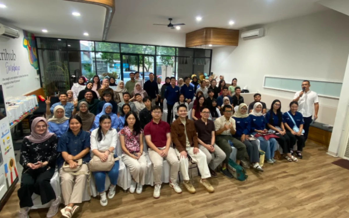 Thumbnail Berita - HiLo Gelar Round Table Discussion bersama Dokter di Nutrihub Surabaya untuk Bahas Healthy Aging dan Pencegahan Sarcopenia