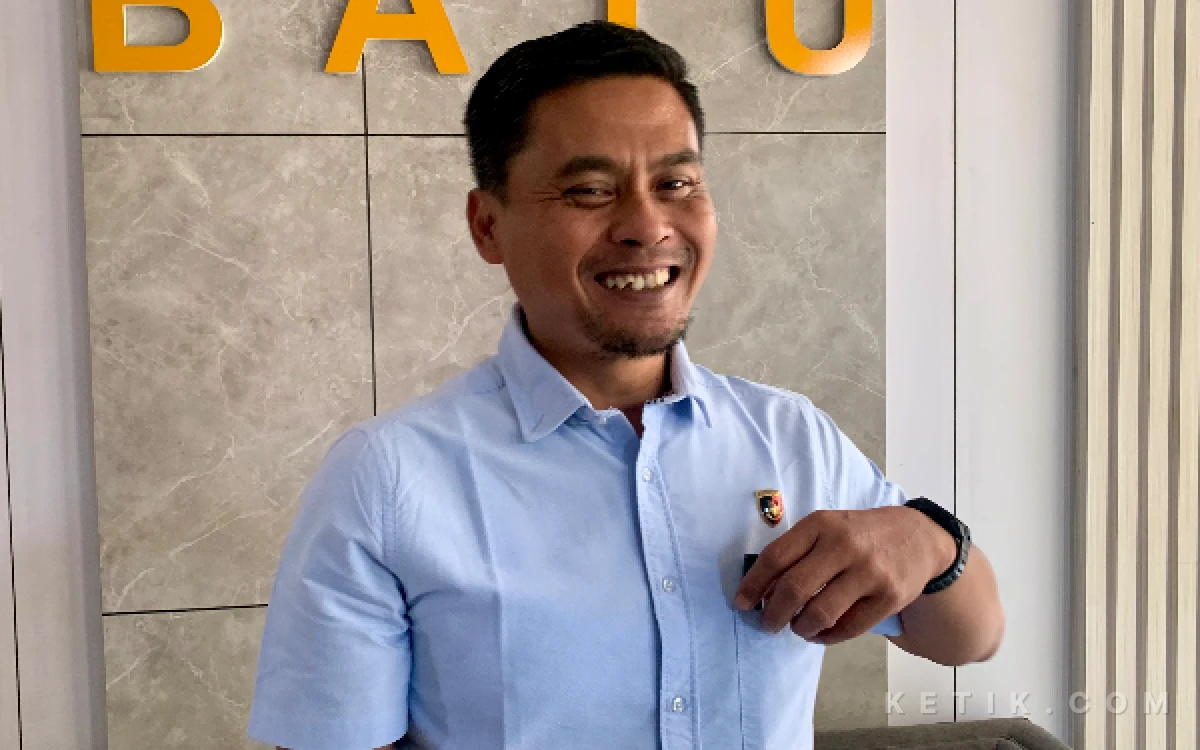 Thumbnail Berita - Empat Korban Melapor, Ketua Paguyuban PKL Batu Diperiksa dalam Kasus Dugaan Penipuan Lapak