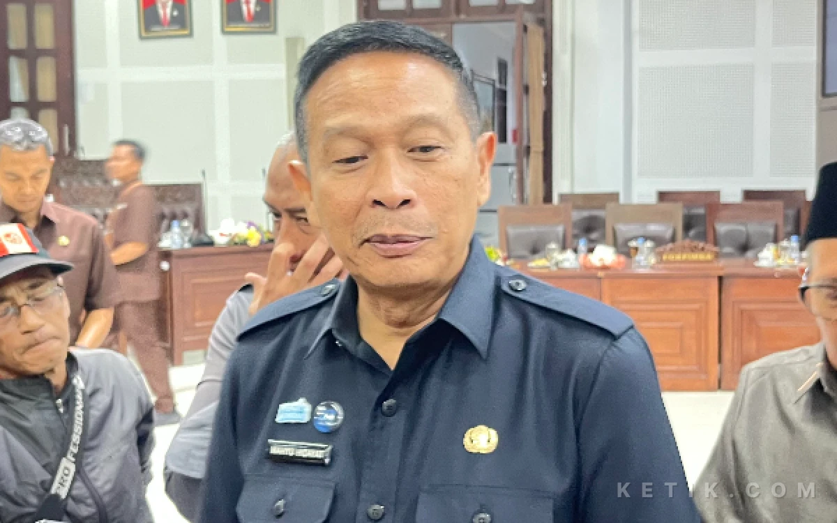 Thumbnail Berita - Wali Kota Malang Tunjuk Dandung Djulharjanto sebagai Plh Sekda Kota Malang
