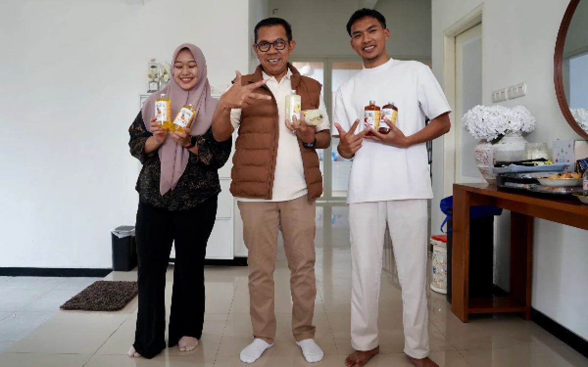 Thumbnail Berita - Kisah Petani Lemon Jaya Batu, Ubah Buah Jadi Cuka yang Tembus ke Pasar Malaysia