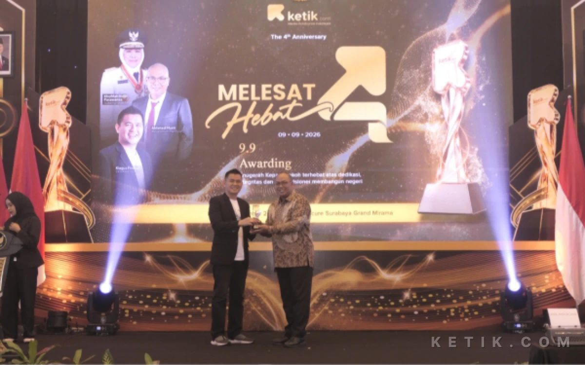 Thumbnail Berita - Raih Penghargaan Penggerak Dekarbonisasi Transportasi dari Ketik.com, Robby: Dekarbonisasi Transportasi Membutuhkan Kolaborasi