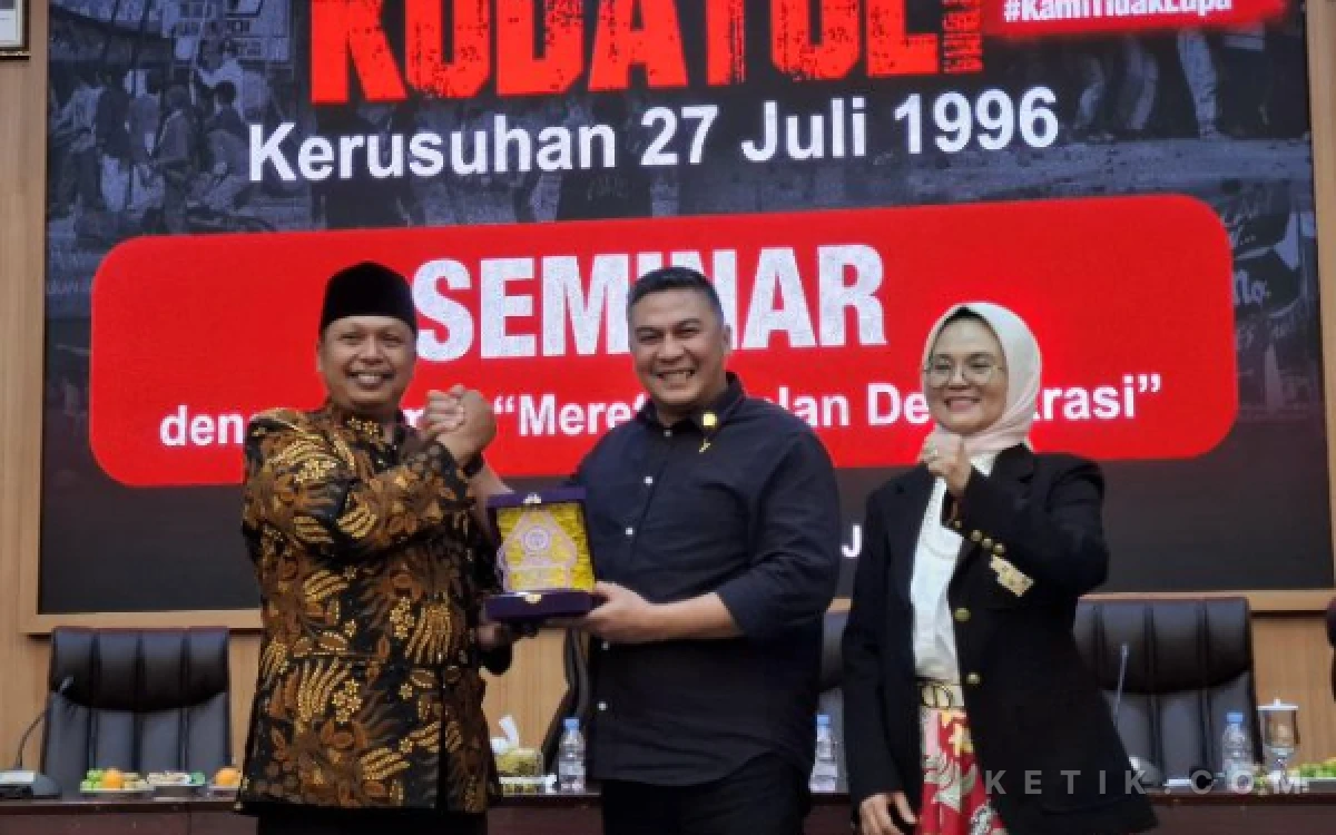 Thumbnail Berita - Refleksi Kudatuli, F-PDIP Kabupaten Malang: Demokrasi Bisa Mati Jika Rakyat Dibungkam