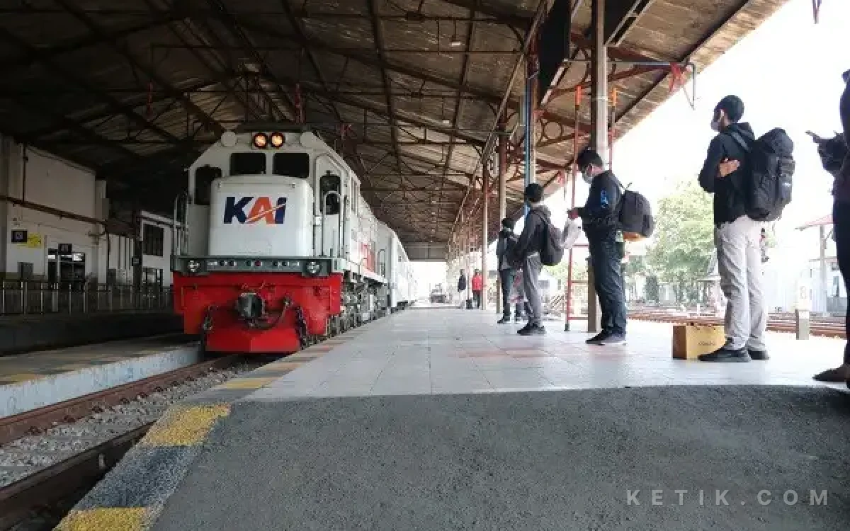 Thumbnail Berita - Tingkatkan Pelayanan, KAI Daop 7 Madiun Lakukan Relokasi Gate Face Recognition