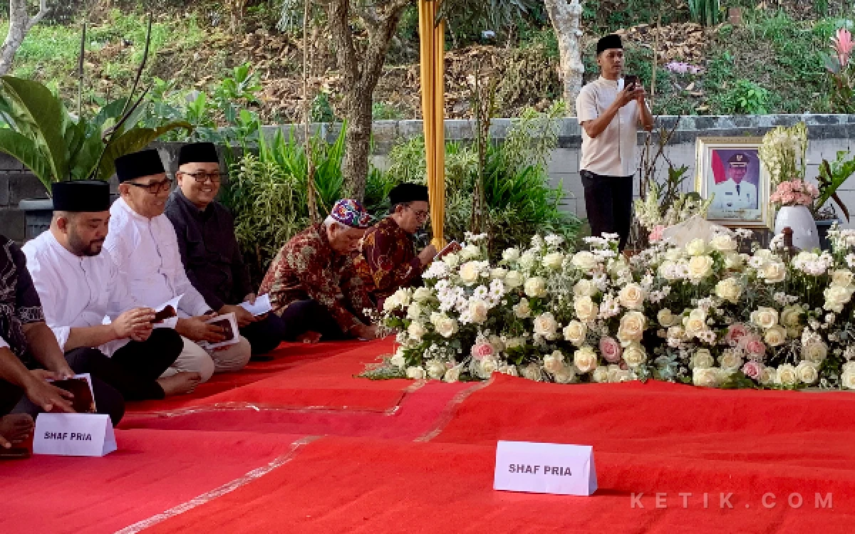 Thumbnail Berita - Mengenang Seribu Hari Kepergian Eddy Rumpoko, Semangat dan Gagasannya Tetap Hidup di Kota Batu