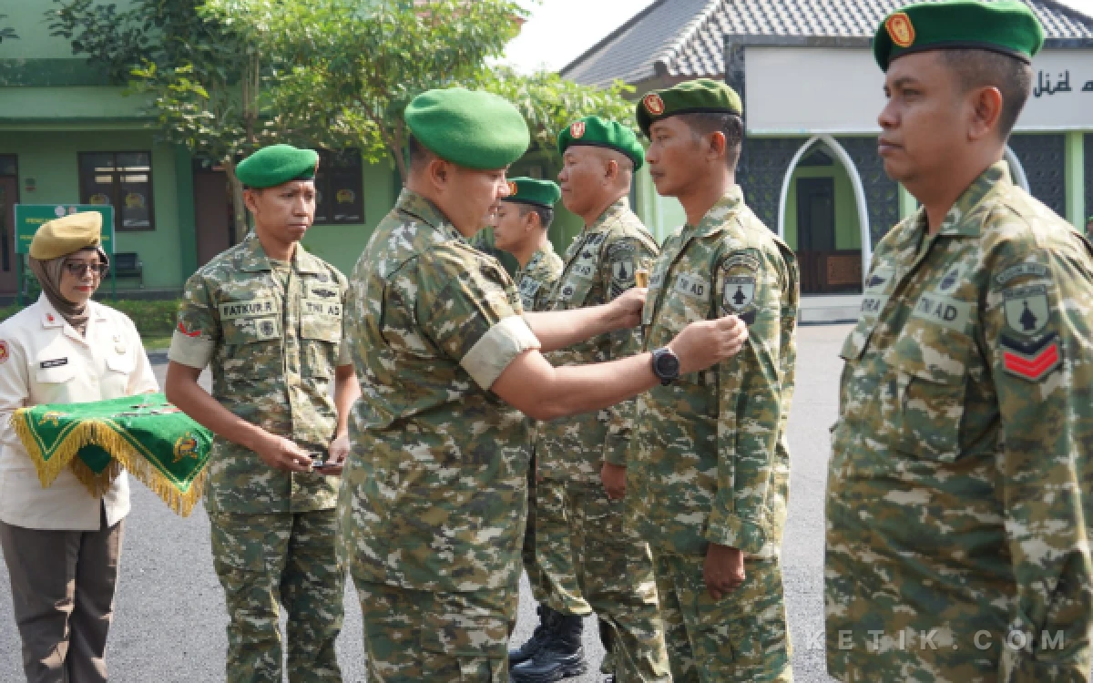 Thumbnail Berita - 74 Personel Kodim 0813 Bojonegoro Naik Pangkat, Dandim Tekankan Peningkatan Tanggung Jawab