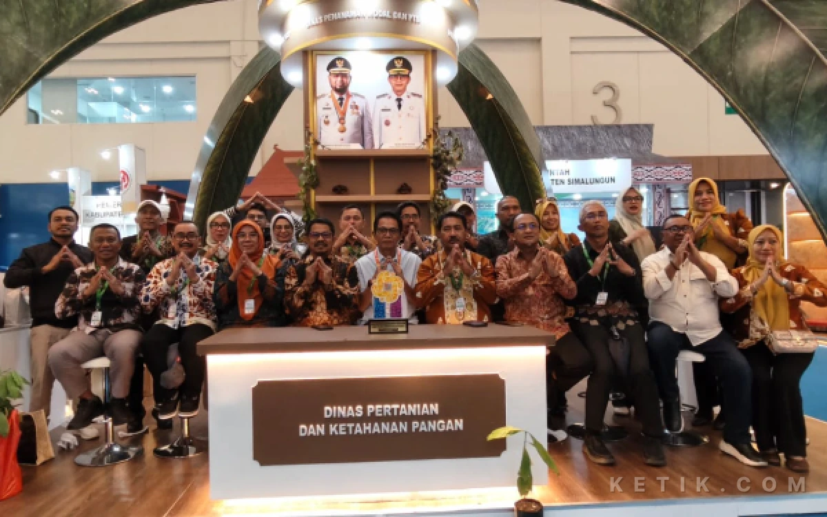 Thumbnail Berita - Nasir J. Koda Ungkap Enam Capaian Halsel di APKASI Expo 2026