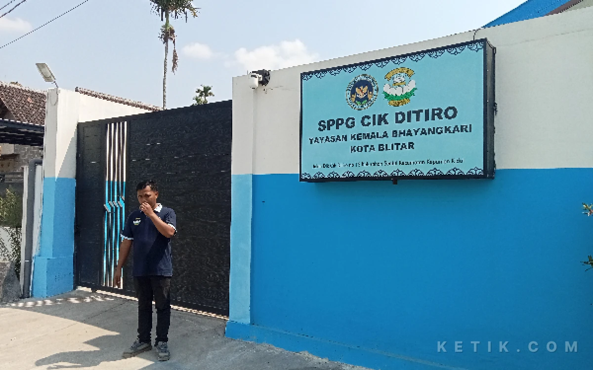 Thumbnail Berita - Puluhan Siswa Keluhkan Kesehatan Usai Santap MBG di Kota Blitar, 18 Jalani Perawatan dan Sampel Makanan Kandung Logam Berat