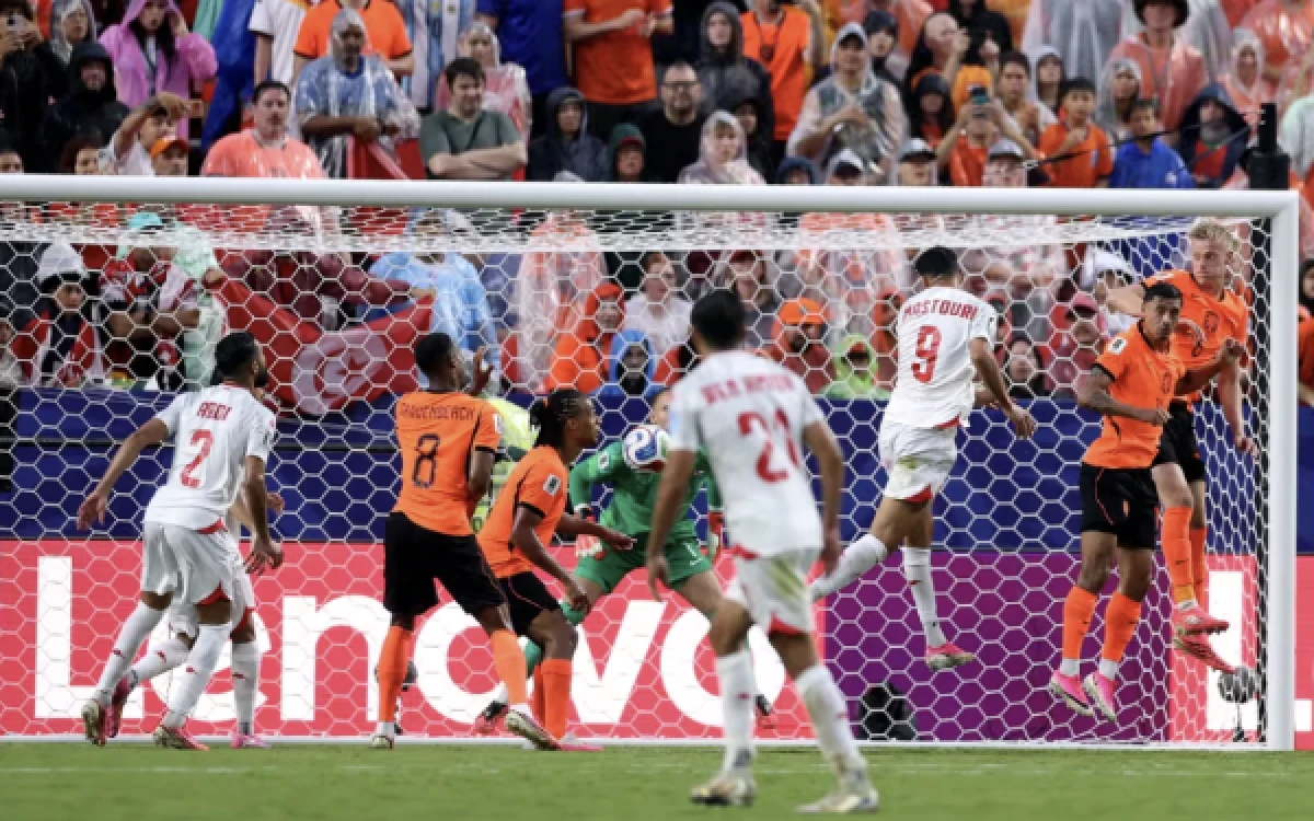 Thumbnail Berita - Hasil Piala Dunia 2026: Belanda Gilas Tunisia 3-1, Lolos 32 Besar!