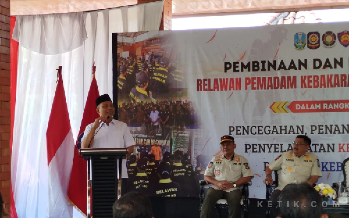 Thumbnail Berita - Kota Mojokerto Jadi Pilot Project Redkar, 70 Relawan Pemadam Kebakaran Baru Dikukuhkan