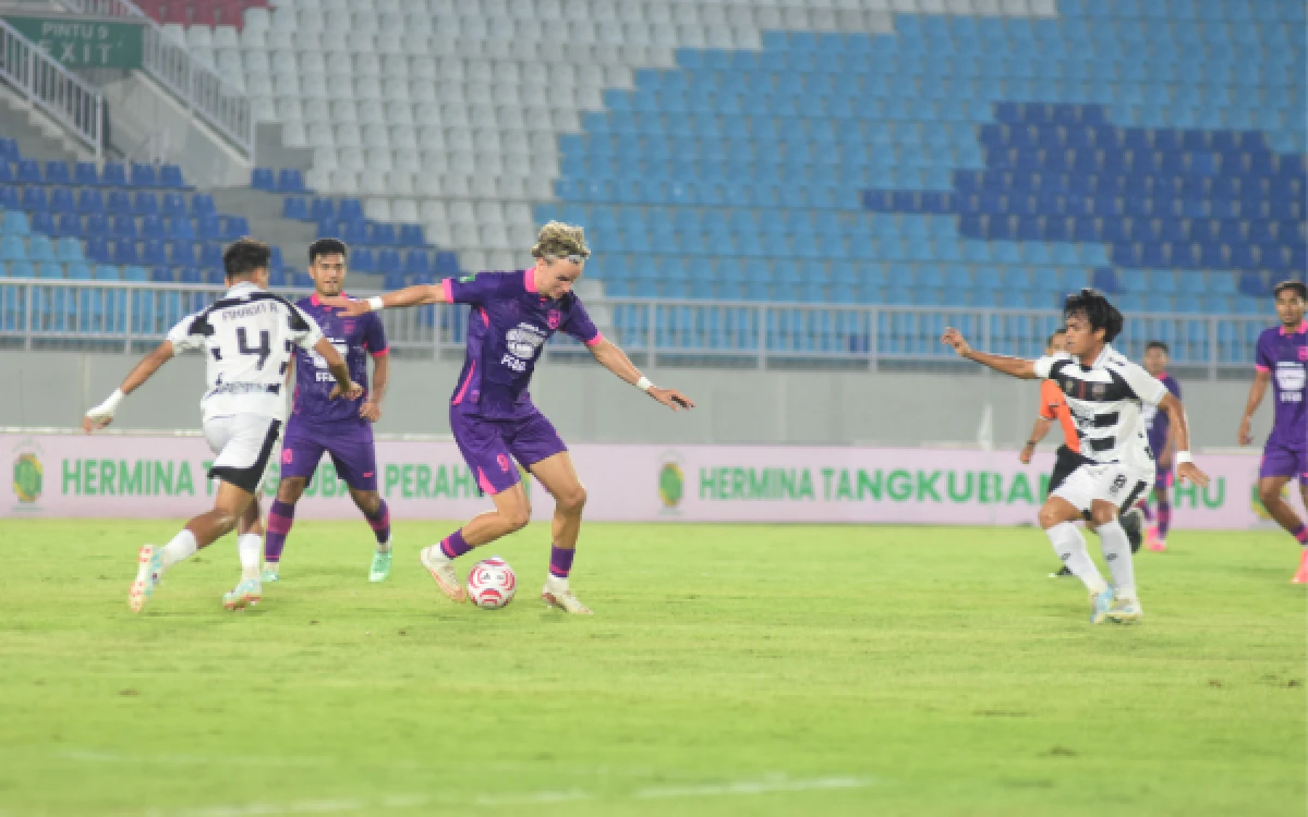 Thumbnail Berita - Hanya Imbang di Kanjuruhan, Kas Hartadi Akui RANS Kesulitan Lawan Kendal Tornado FC